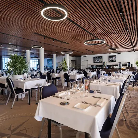 Westotel Hotel 4*