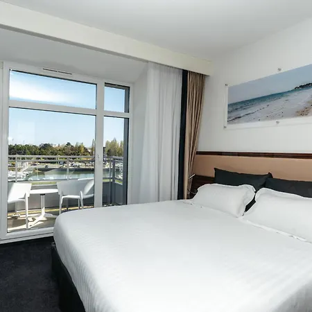 Westotel Hotel 4*